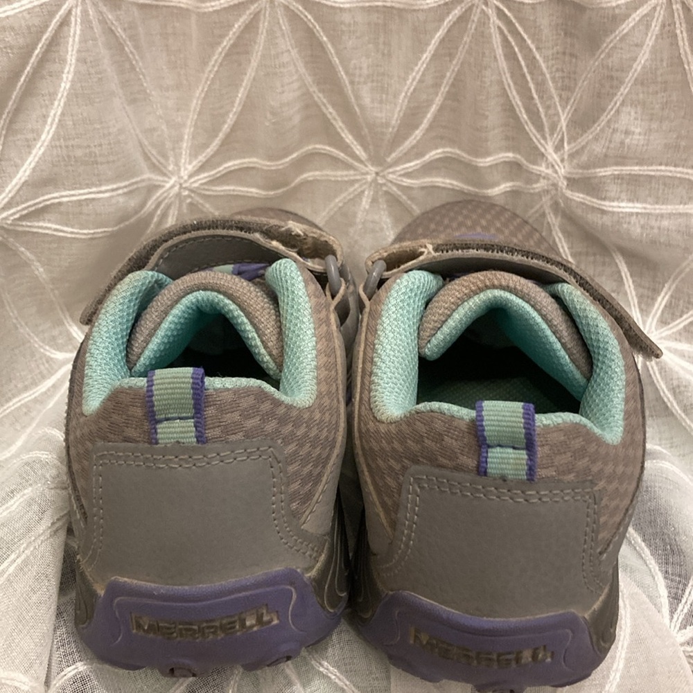 Kids Merrell Shoes - Picture 4 of 9